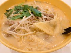 -谭仔米线(皇庭广场店)