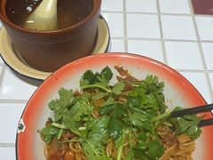 -子固路老南昌拌粉(徐汇万科广场店)