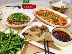 -洪霞餐馆