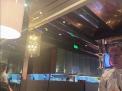 -蝴蝶里·粤菜·点心(龙湖天街&滨江店)