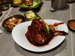 -草家酱蟹炭火烤肉店(珲春南路一店)