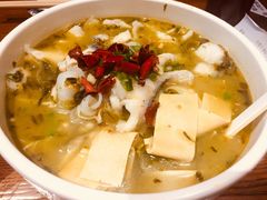 -渝是乎川渝小炒(新世界百货望京店)