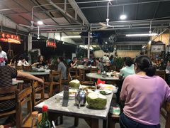 大堂-四川小胡子海鲜(丁村万人海鲜广场店)