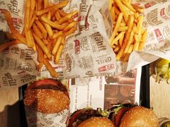 -The Habit Burger Grill 哈比特汉堡(复兴soho店)