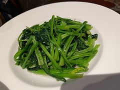 鸡油时蔬-大理实力希尔顿酒店御璽中餐厅YUXI – CHINESE RESTAURANT