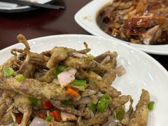 -余杨鸭鸭餐厅
