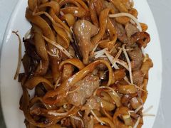 干炒牛河-三和美食(西华路店)