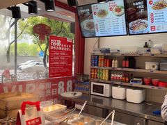 -牛吃草牛肉面(甬港南路店)