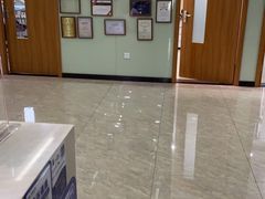 -茂菊口腔连锁(浦东南路店)
