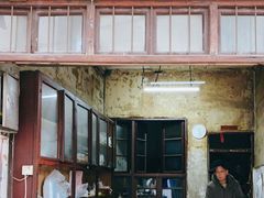 -清泉食杂店