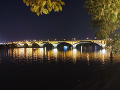 -张家界大成山水国际大酒店