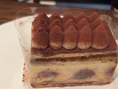 -星巴克臻选(南京金茂览秀城店)