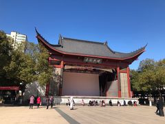 -绳金塔