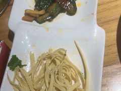 -小三峡食府(西五路店)