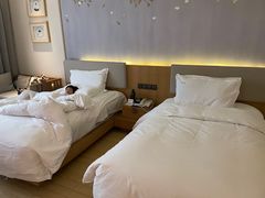 -大连金石滩绿发温泉假日酒店