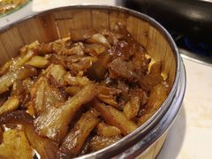 -赞花婆鲜兔辣卤火锅