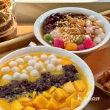 在花巷里，发现一家爆炸好吃的冰粉，壹澄壹甜