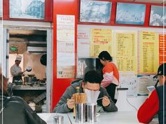 -明呈黄鱼面馆(斜土路店)