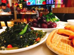 -小骨煲金华砂锅(转塘金街美地店)