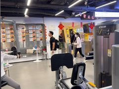 -超鹿运动(达信大厦店)