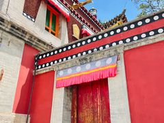 -塔尔寺游客服务中心