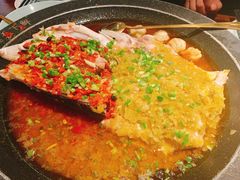 双色鸳鸯鱼头王-望湘园·洞庭渔宴(浦江欢乐颂店)