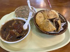 -穆彦华逍遥镇胡辣汤(岗坡路店)