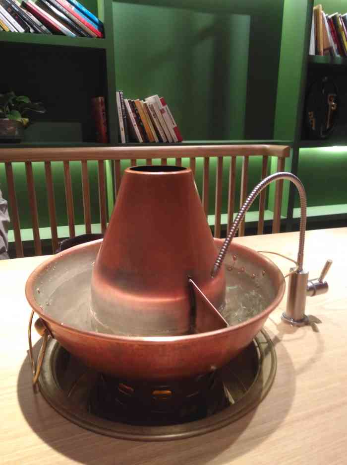 铁瓷涮肉(良乡行宫店)-"锅子上来的时候都是有封着的,很卫生 肉.