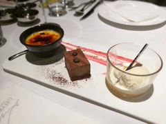 -GreyWhale灰鲸餐厅(武汉国际广场店)