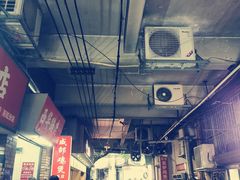 -威邵鸡煲(西华路总店)