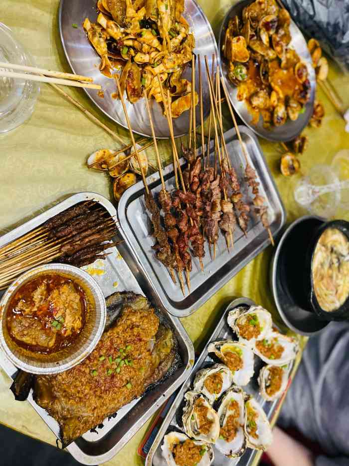 大胡子海鲜烧烤大排档(哈尔滨道店)