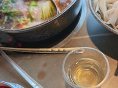 -苗阿哥酸汤牛肉火锅(体育场店)