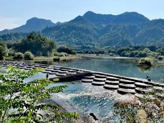 -仙人谷漂流景区