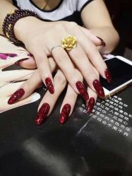 -杉惠素颜美妆皮肤管理中心