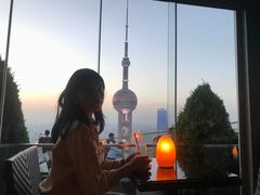 -FLAIR顶层餐厅酒吧(浦东丽思卡尔顿酒店)
