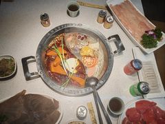 -巴国妹子毛肚火锅(蓝光悦城店)
