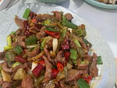 -嗨辣小聚·盘锦河蟹·海鲜烧烤龙虾(盘锦十年好店)