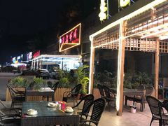露天位-去吃小龙虾·江湖菜·烧烤(南滨路店)
