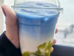 -抱抱地球咖啡馆(国家海洋博物馆店)