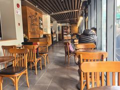 -星巴克(西藏路店)