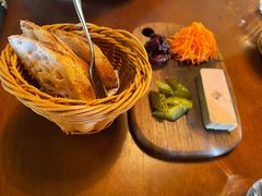 -羽深肉铺 Steak & Wine