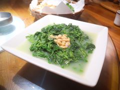 肉碎黄豆浸桑叶芽-凤阁楼果木烧鹅(鹤山陈山店)