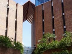 -香港理工大学