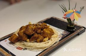 Bird's Nest Pork Ribs