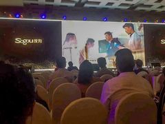 -上海龙之梦万丽酒店