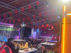 -钢管厂五区小郡肝串串香(蜀都万达店)