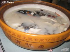 鱼头汤-千岛湖鱼味馆(十字街总店)