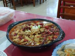 水煮肉片-雅逸居海鲜小厨