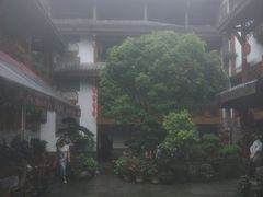 -华冠悠岚·庭院餐厅(青城后山店)