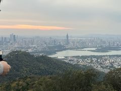 -紫金山山顶公园